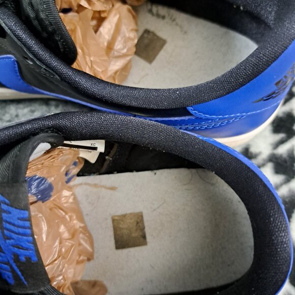 %Nike Air Jordan 1 Retro Low Royal 2015 Size 11.5 Men (705329-004) AJ11 main image 12